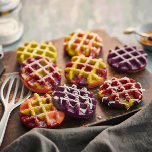 Bild von Velvet Cake lila/purple für Bäckerei, Konditorei, Gastronomie und Eisdiele Bild von Velvet Cake lila/purple für Bäckerei, Konditorei, Gastronomie und Eisdiele