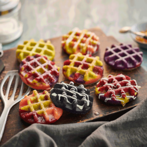 Bild von Velvet Cake schwarz/black für Bäckerei, Konditorei, Gastronomie und Eisdiele Bild von Velvet Cake schwarz/black für Bäckerei, Konditorei, Gastronomie und Eisdiele